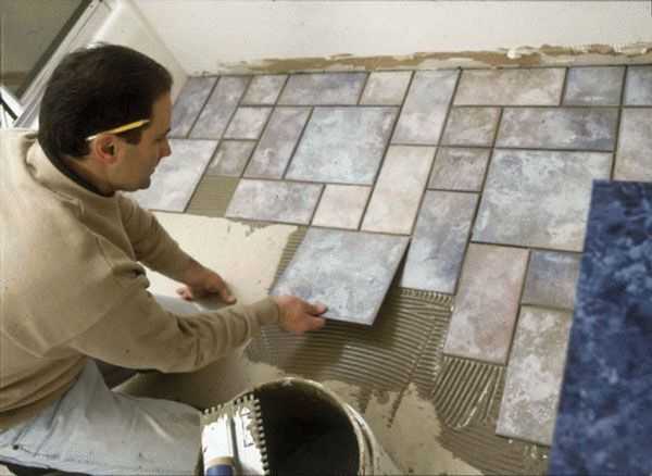 Укладка керамической плитки на стену – Как класть плитку на стену