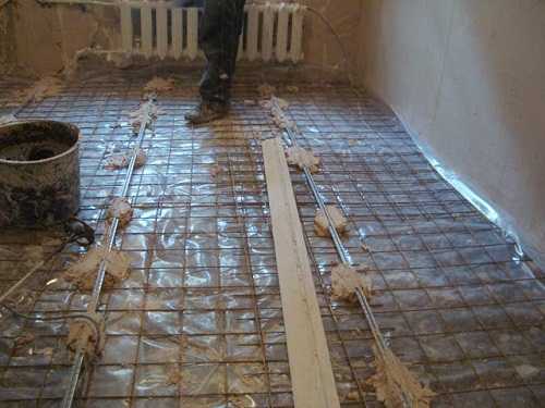 В доме бетонный пол как утеплить – Как утеплить бетонный пол в частном доме своими руками: 3 способа + инструкции