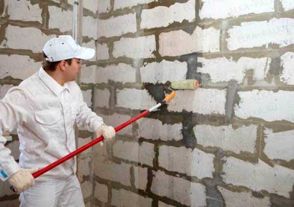 Видео как штукатурить стену – Как штукатурить стены своими руками новичку: видео инструкции и некоторые советы