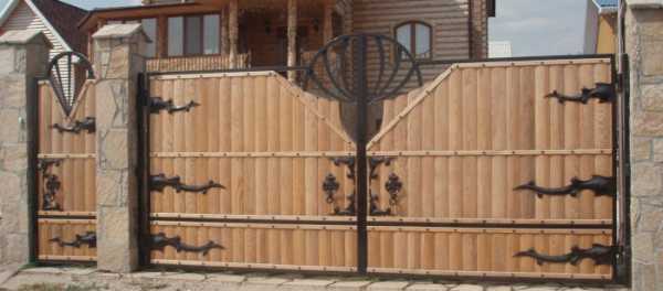 Ворота с дерева – Деревянные ворота своими руками - изготовление и установка!